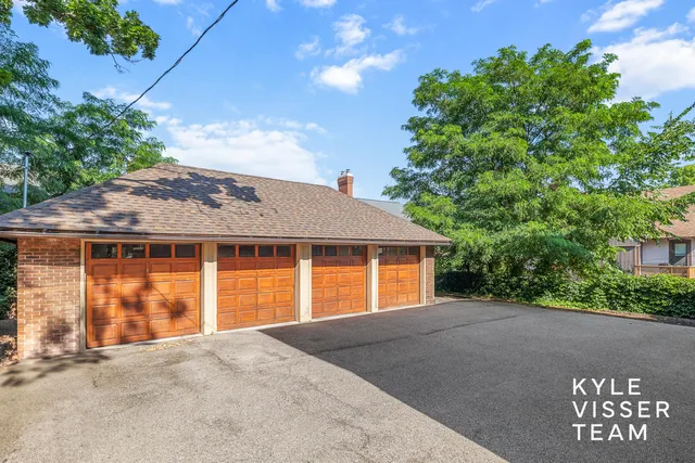 $325,000 | 17 Union Avenue Southeast, Unit B, Grand Rapids, MI 49503