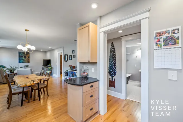 $325,000 | 17 Union Avenue Southeast, Unit B, Grand Rapids, MI 49503