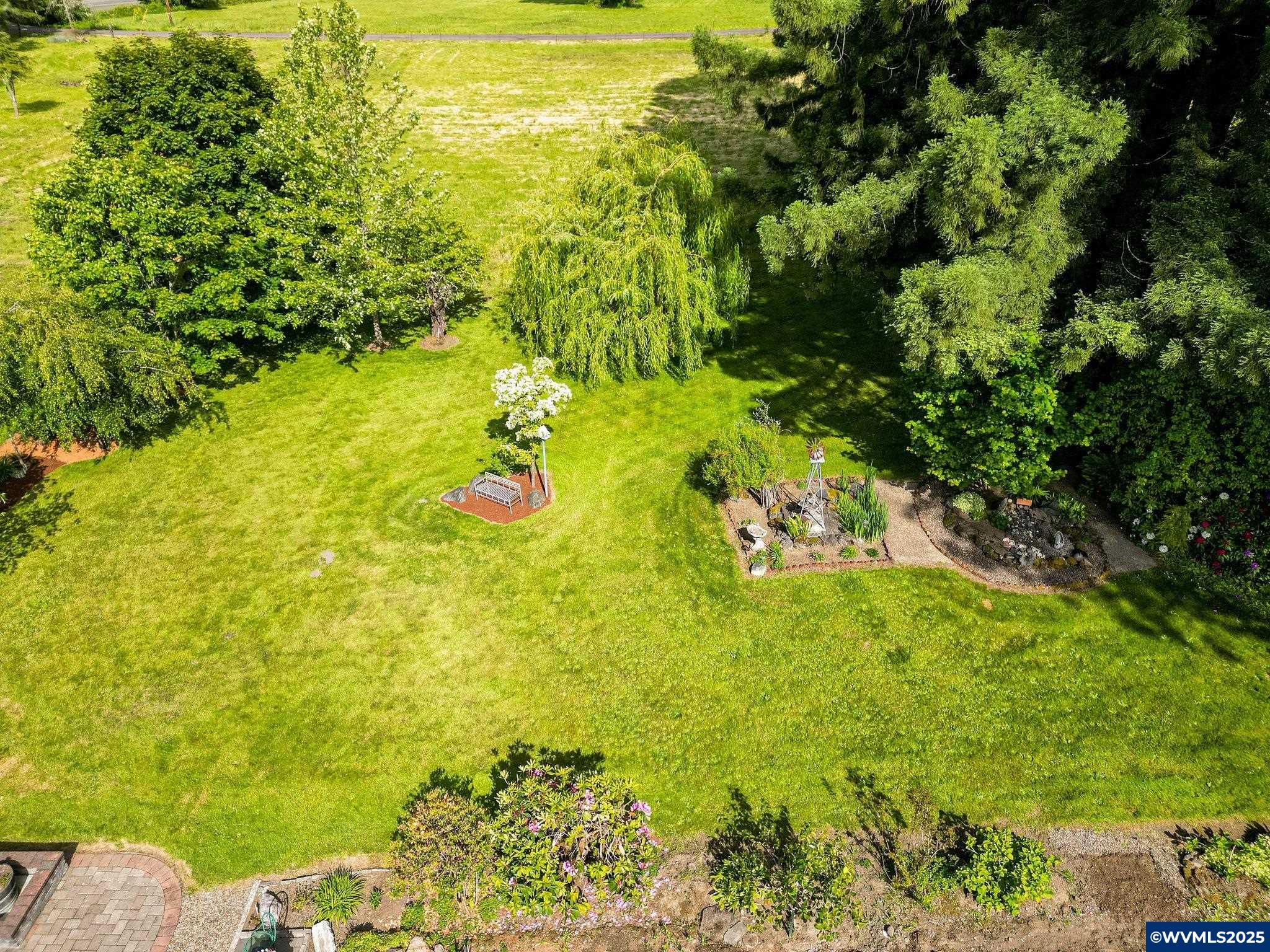 2030 Southeast Godsey Road Dallas, OR 97338 - Photo 9 of 48 Gallery Image 9