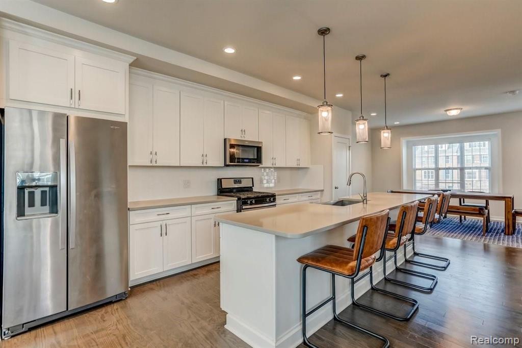 2841 Hardwick Road Ann Arbor, MI 48105 - Photo 11 of 43