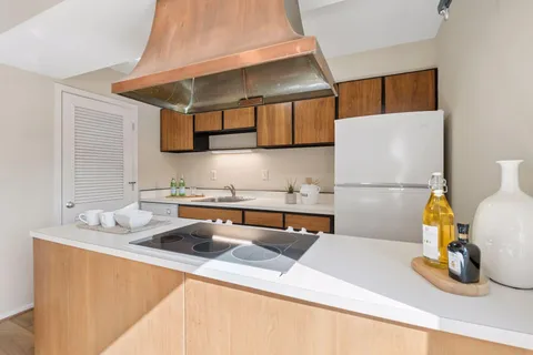 $232,000 | 6433 Barrie Road, Edina, MN 55435