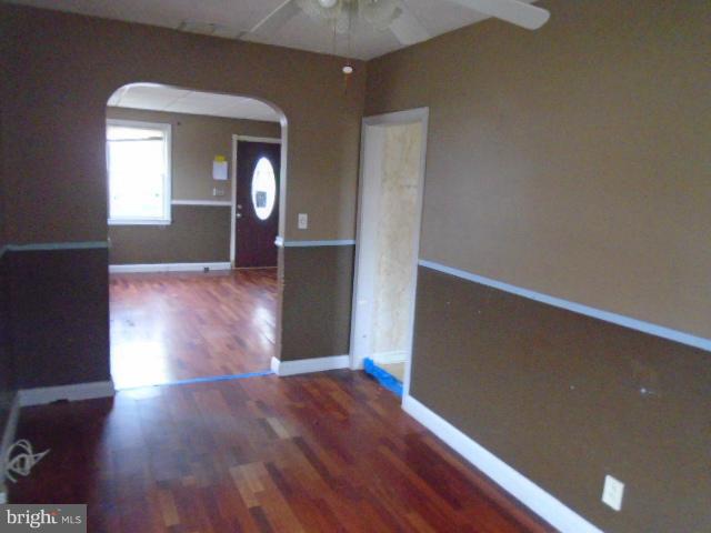 501 Chalcot Square Baltimore, MD 21221 - Photo 8 of 21 Dining Room