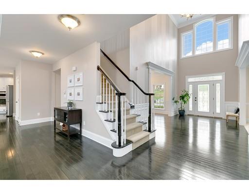 155 Mohawk Path Holliston, MA 01746 - Photo 3 of 33 Gallery Image 3