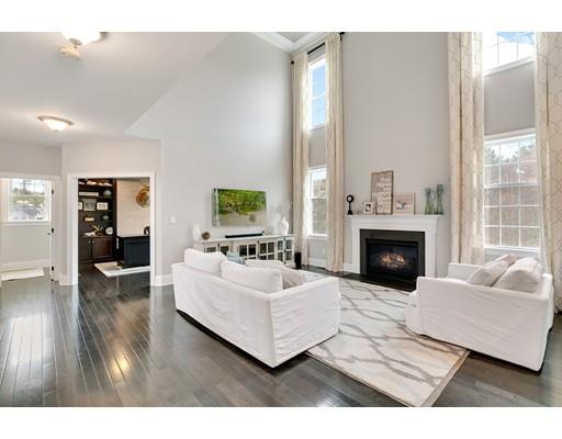 155 Mohawk Path Holliston, MA 01746 - Photo 5 of 33 Gallery Image 5