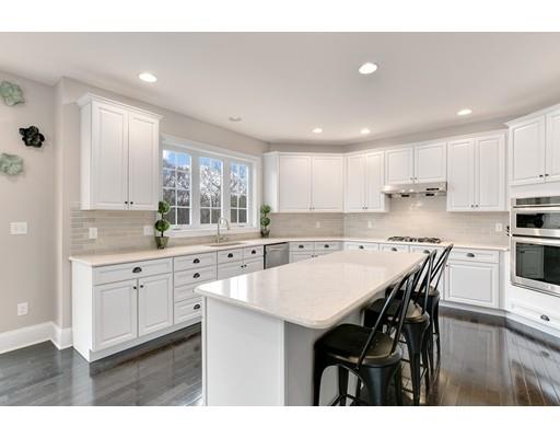 155 Mohawk Path Holliston, MA 01746 - Photo 9 of 33 Gallery Image 9