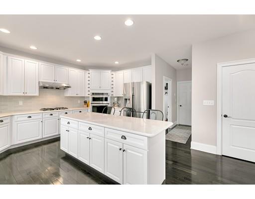 155 Mohawk Path Holliston, MA 01746 - Photo 10 of 33 Gallery Image 10