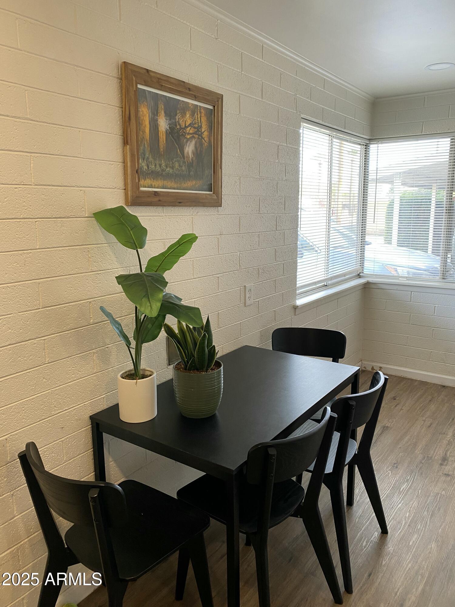 310 North Hosick Mesa, AZ 85201 - Photo 3 of 16 Dining / Great Room