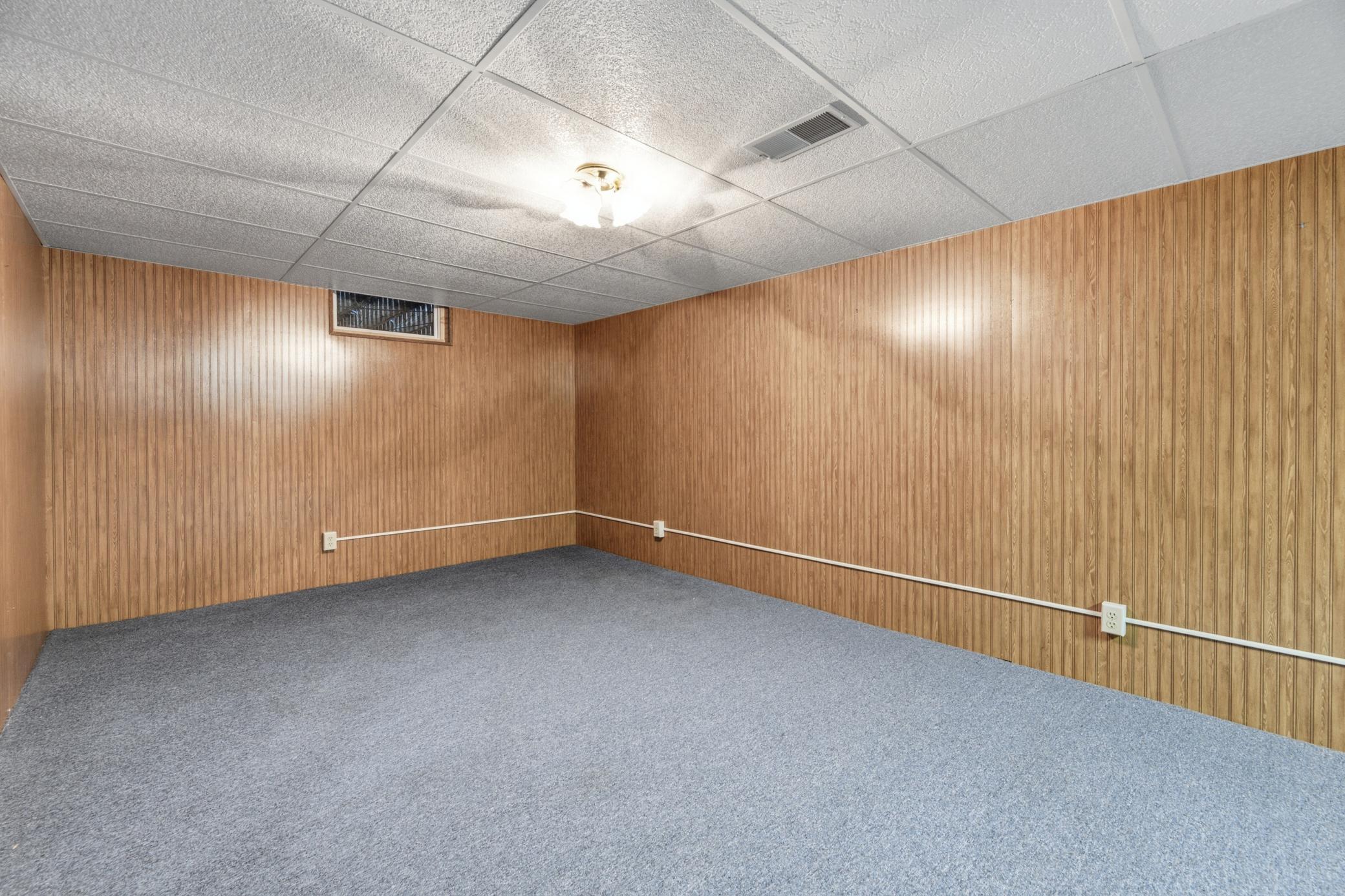 1580 Gilmore Valley Road Winona, MN 55987 - Photo 19 of 32 Gallery Image 19