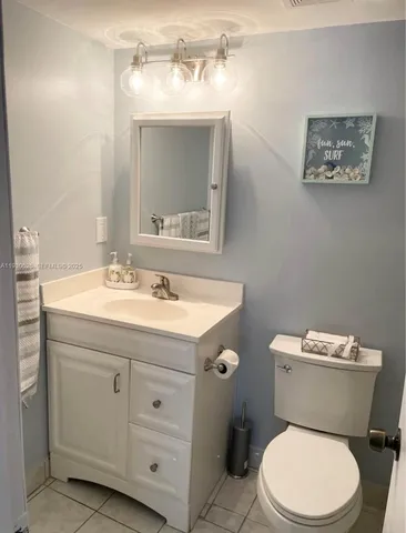 $2,000 | 220 Southwest 9th Avenue, Unit 116, Hallandale Beach, FL 33009