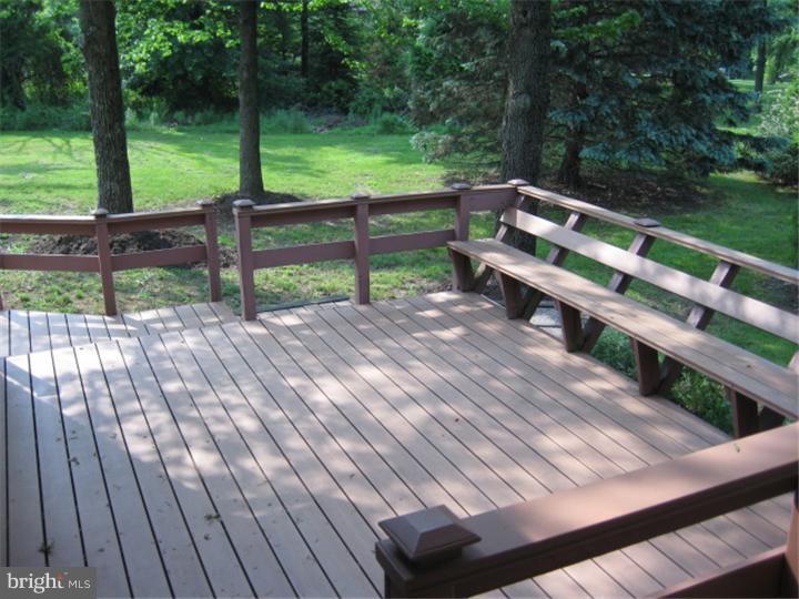 313 Pineville Road Newtown, PA 18940 - Photo 18 of 22 Gallery Image 18