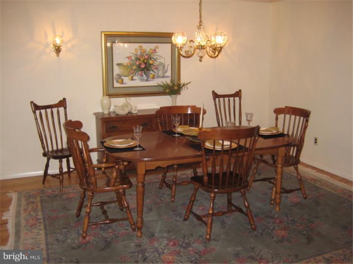 313 Pineville Road Newtown, PA 18940 - Photo 5 of 22 Dining Room