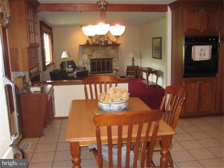 313 Pineville Road Newtown, PA 18940 - Photo 9 of 22 Breakfast Room