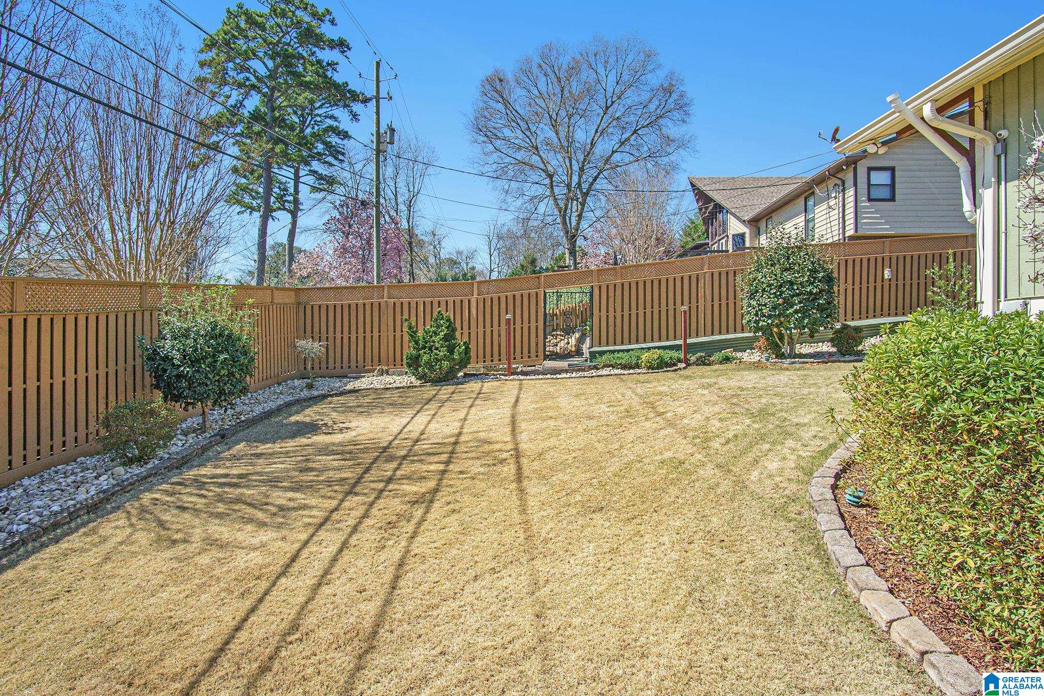 2101 Cedarbark Lane Birmingham, AL 35216 - Photo 6 of 50