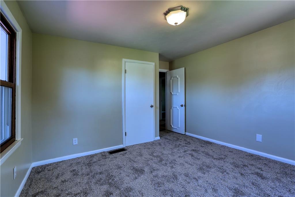 5 Lilac Road New Castle, PA 16105 - Photo 12 of 20 Gallery Image 12