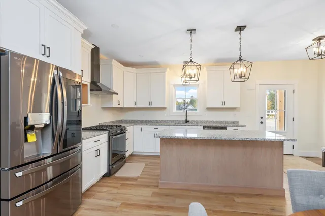 $669,000 | 49 Roberts Drive, Unit 23, Jaffrey, NH 03452