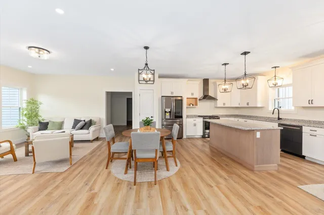 $669,000 | 49 Roberts Drive, Unit 23, Jaffrey, NH 03452