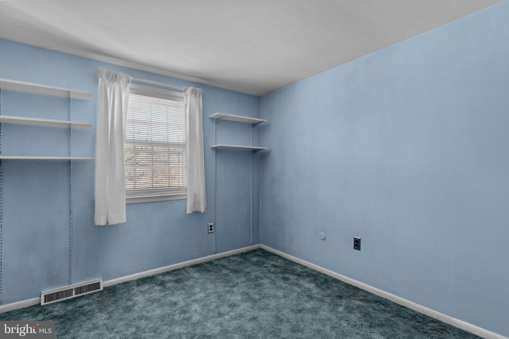 857 West County Line Road Warminster, PA 18974 - Photo 24 of 38 a view of empty room