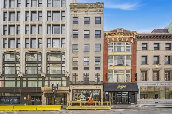 $5,200 | 55 Temple Place, Unit 4, Boston, MA 02111