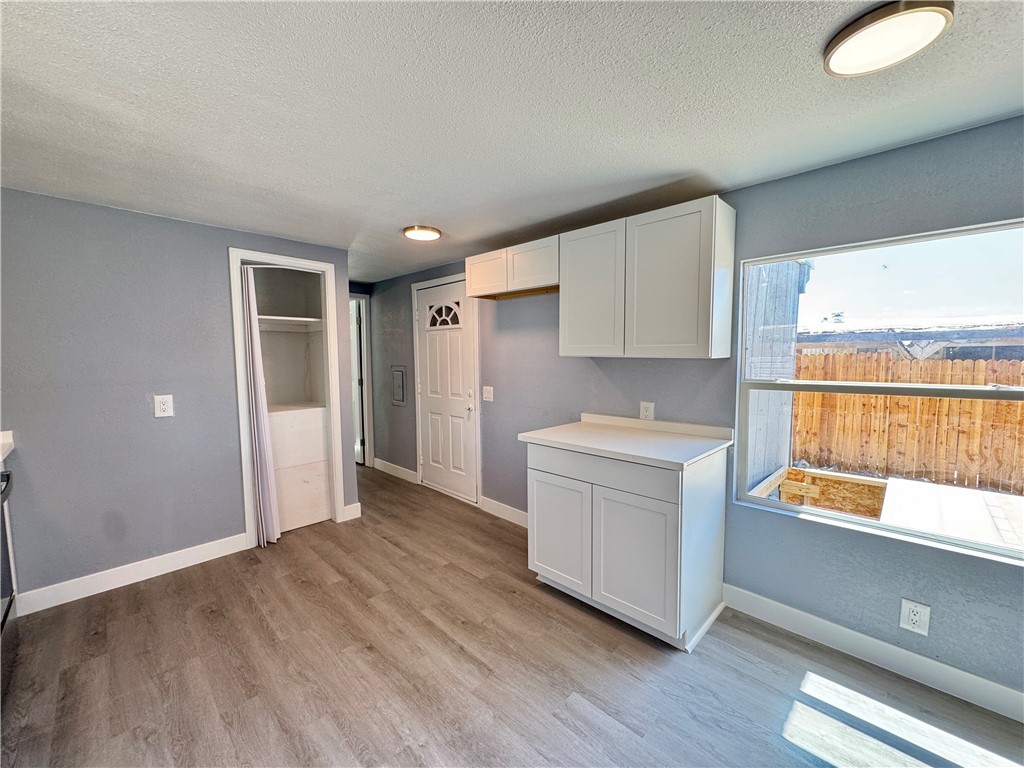 1712 Toro Road Bullhead City, AZ 86442 - Photo 15 of 46 Kitchen