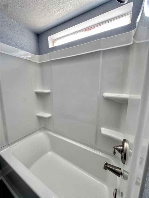 1712 Toro Road Bullhead City, AZ 86442 - Photo 31 of 46 Bathroom