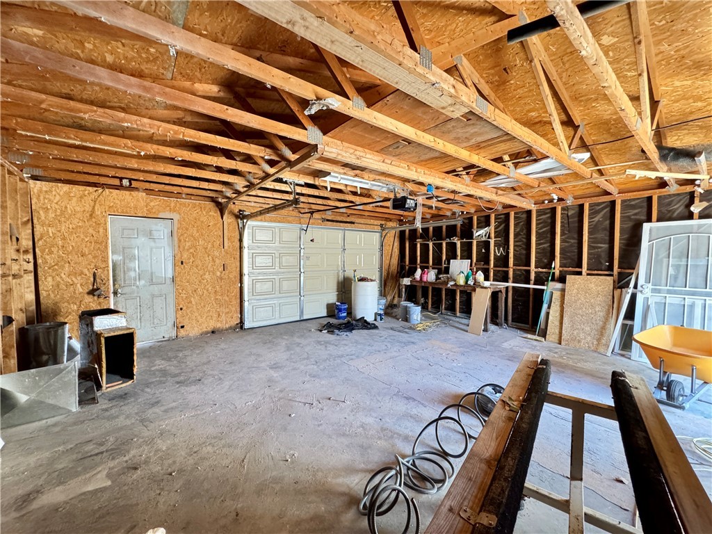 1712 Toro Road Bullhead City, AZ 86442 - Photo 42 of 46 Garage