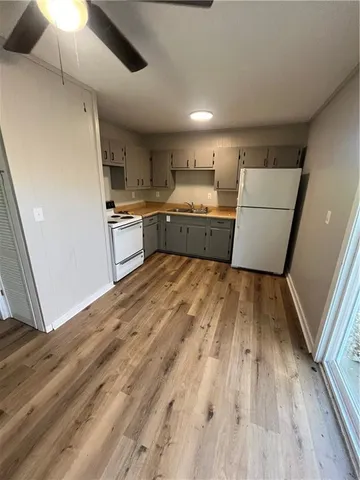 $230,000 | 21 Southeast 130 Road, Warrensburg, MO 64093