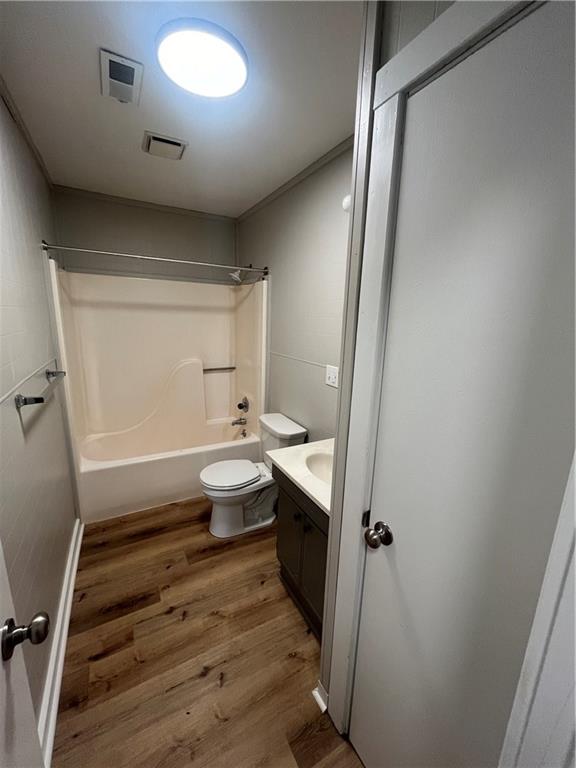 21 Southeast 130 Road Warrensburg, MO 64093 - Photo 8 of 11