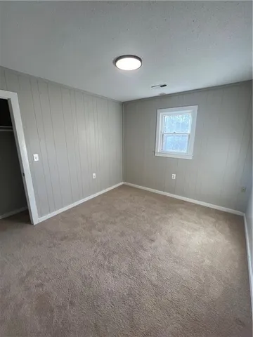 $230,000 | 21 Southeast 130 Road, Warrensburg, MO 64093