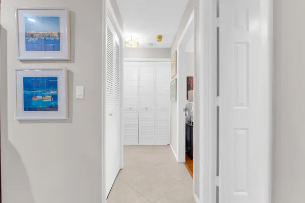 $3,300 | 7460 La Paz Boulevard, Unit 309, Boca Raton, FL 33433