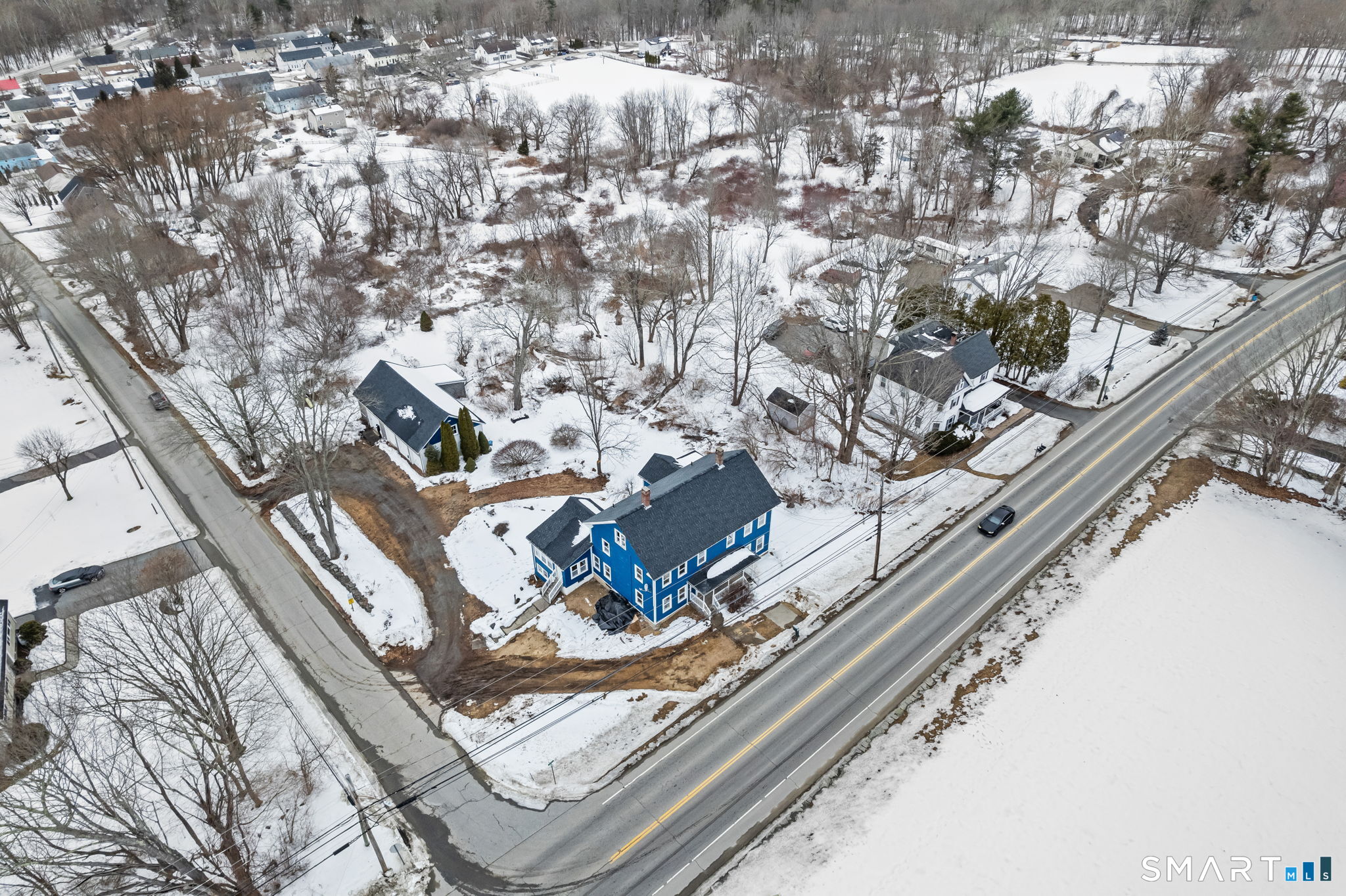 365-367 Putnam Road Plainfield, CT 06387 - Photo 2 of 40 a view of a sky from a balcony