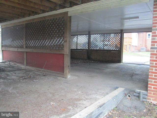 8741 Pohick Road Springfield, VA 22153 - Photo 30 of 30 Exterior work/storage space!