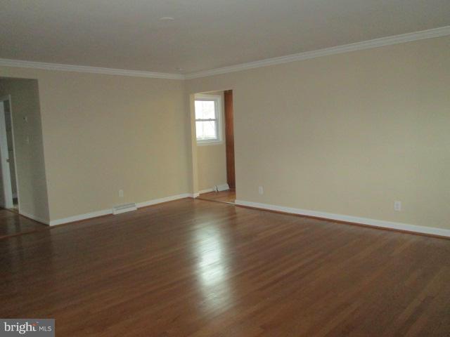 8741 Pohick Road Springfield, VA 22153 - Photo 6 of 30 Hardwood floors!