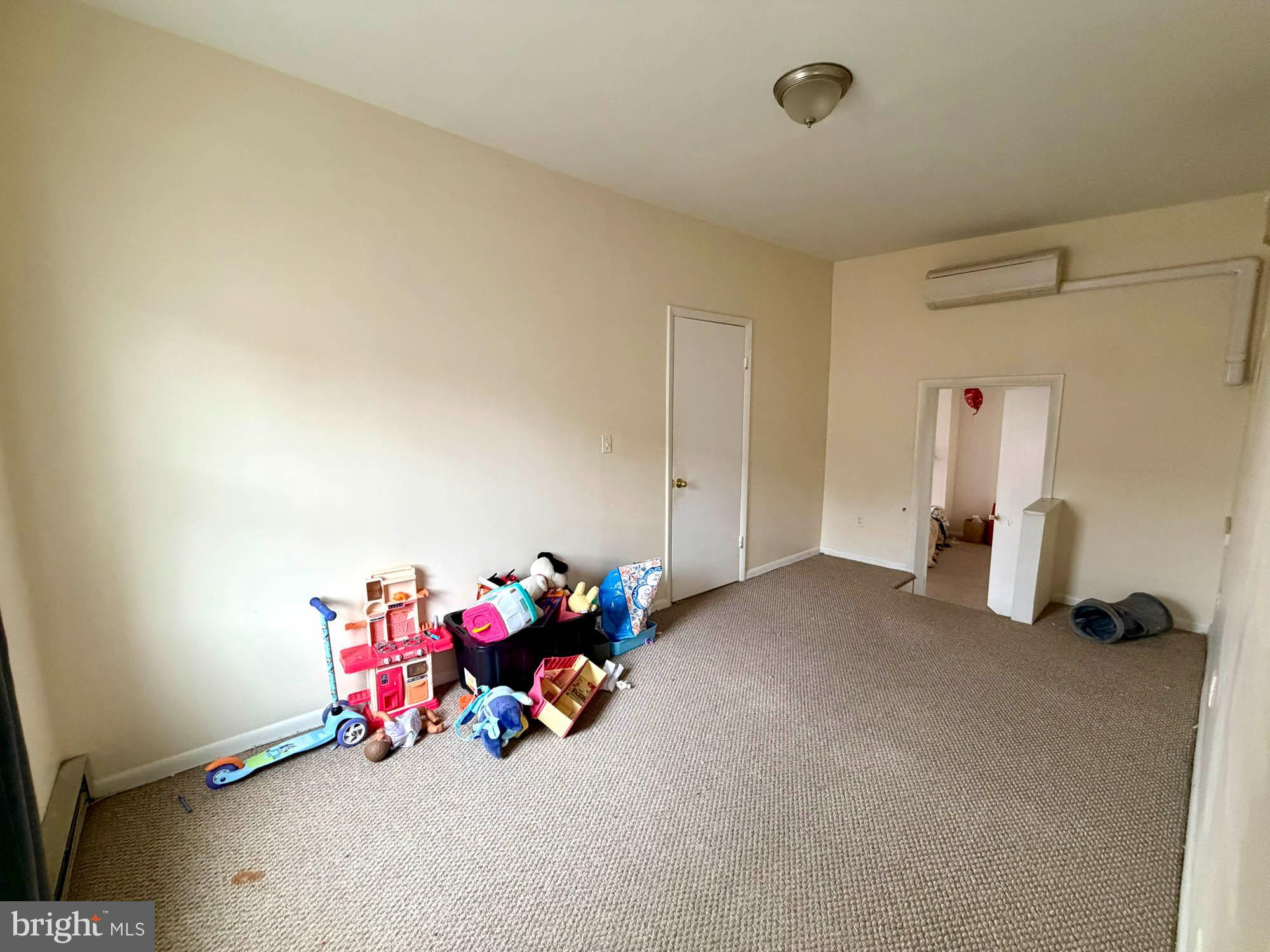 1135 Light Street Baltimore, MD 21230 - Photo 32 of 41 a view of a room with toys
