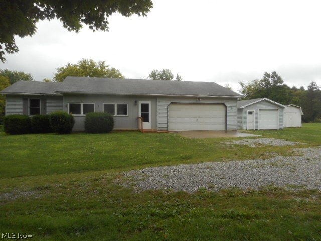 12611 Easton Road Rittman, OH 44270 - Photo 2 of 19