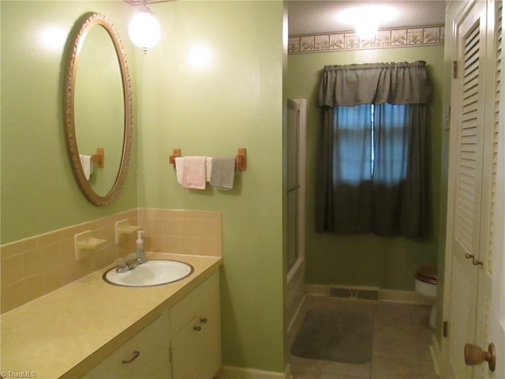 173 Barons Road Clemmons, NC 27012 - Photo 6 of 16 Gallery Image 6