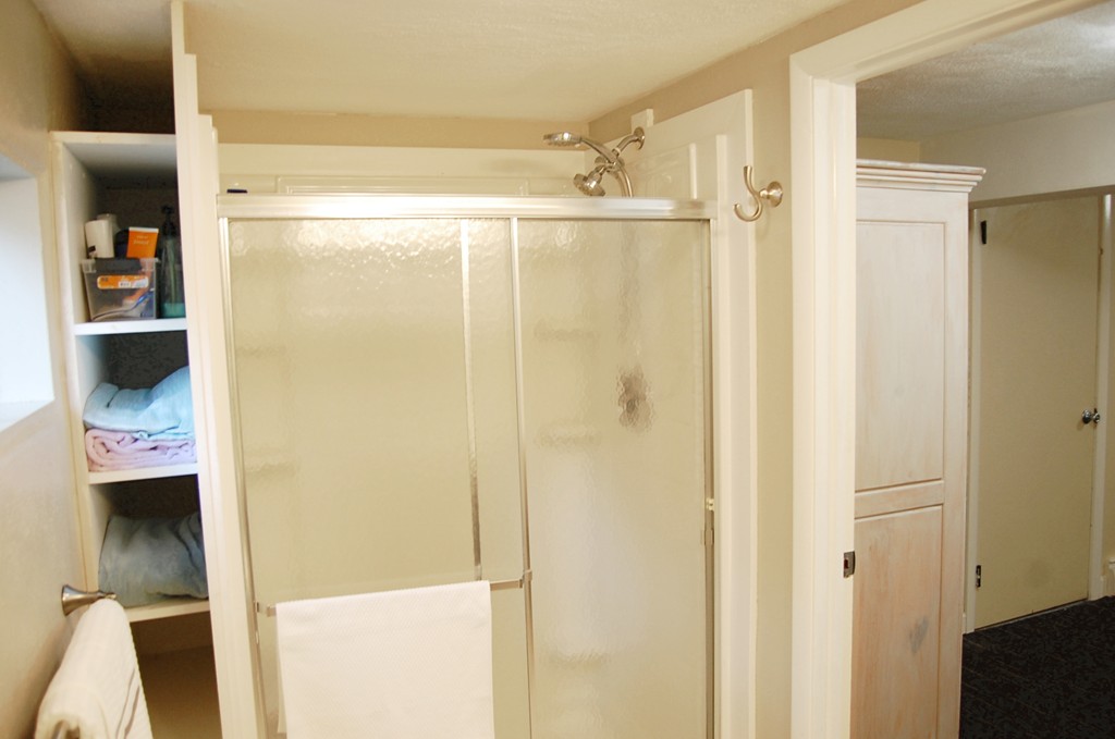 11 Daniels Road Framingham, MA 01701 - Photo 14 of 18 Gallery Image 14
