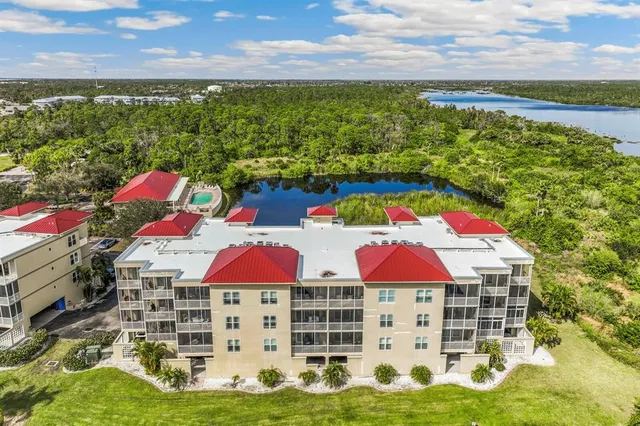 $299,900 | 10055 Links Lane, Unit 206, Rotonda West, FL 33947