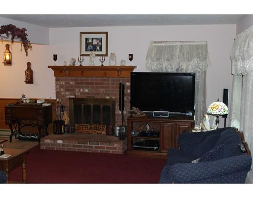 140 Stafford Road Holland, MA 01521 - Photo 3 of 8