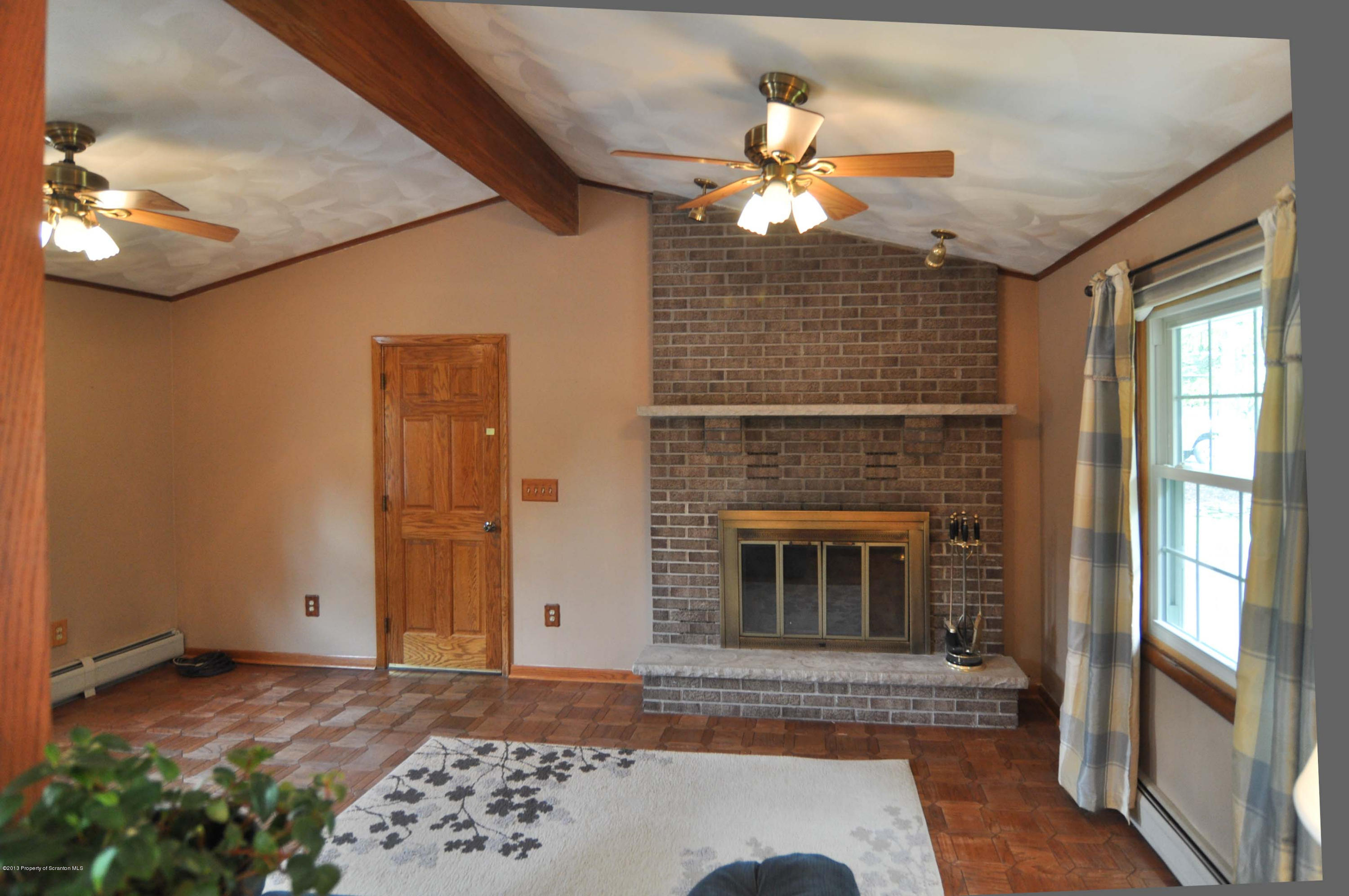 201 T Rt 358 Moscow, PA 18444 - Photo 14 of 44 Gallery Image 14