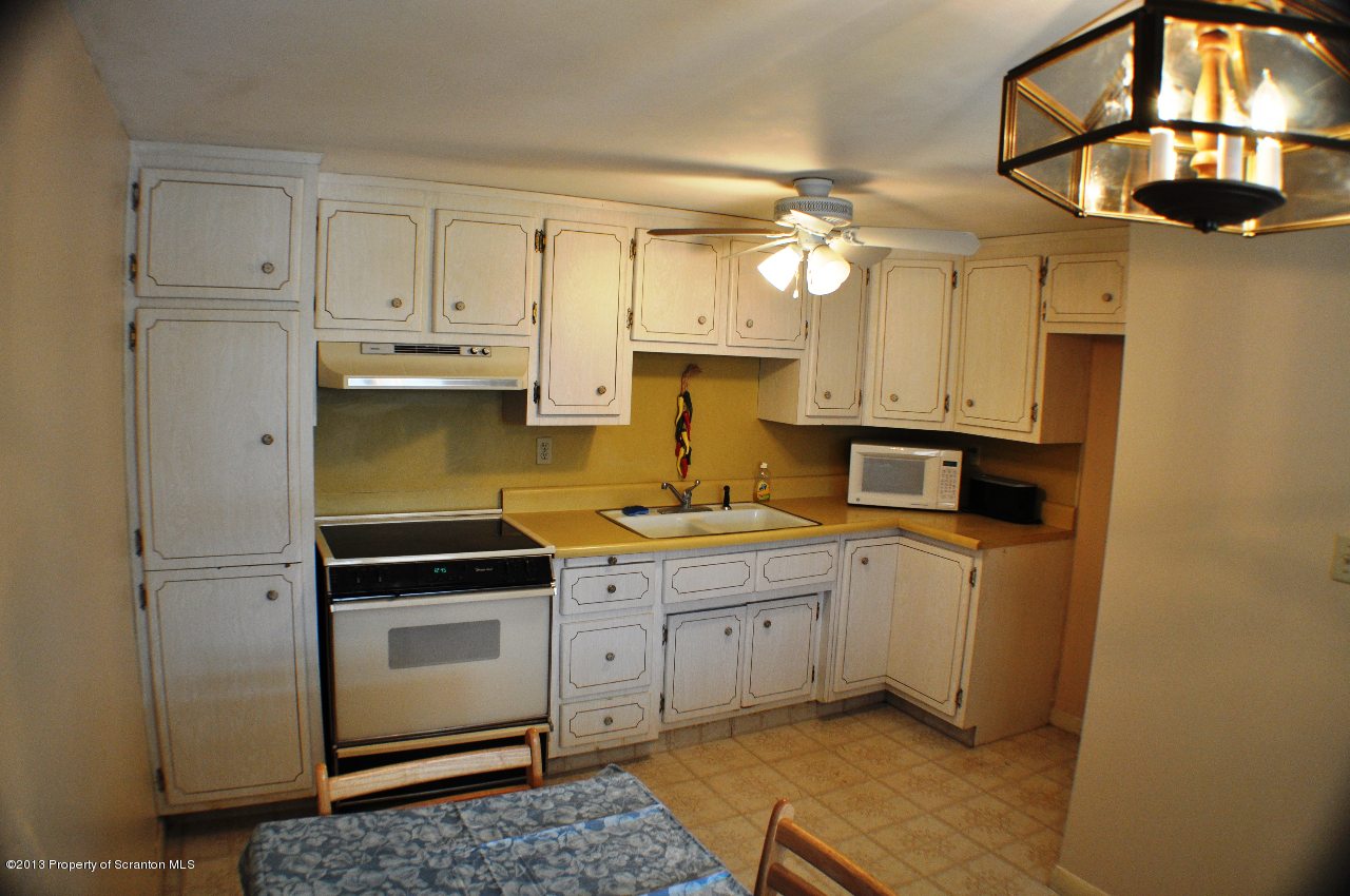 201 T Rt 358 Moscow, PA 18444 - Photo 27 of 44 Gallery Image 27