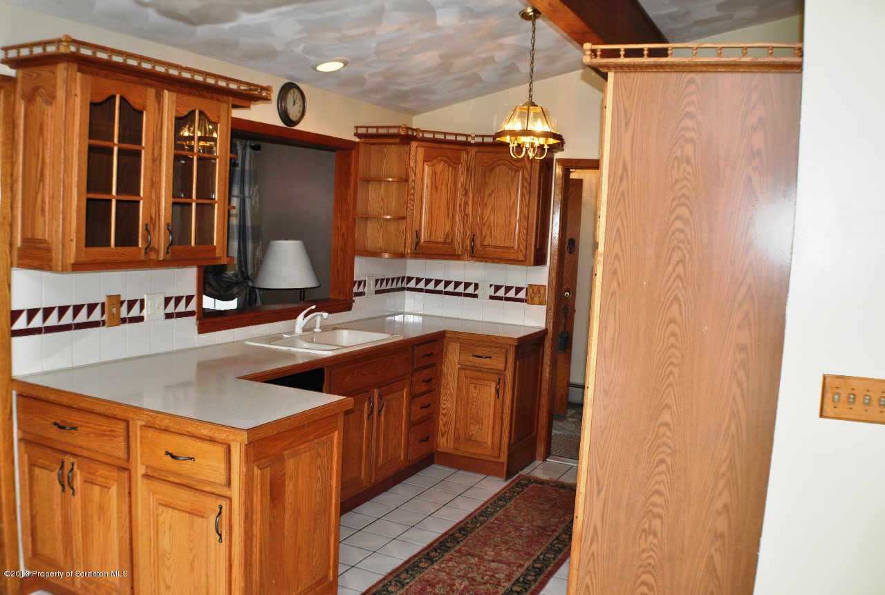 201 T Rt 358 Moscow, PA 18444 - Photo 9 of 44 Gallery Image 9
