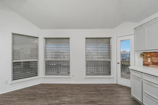 $400,000 | 547 Pompano Street, Bayou Vista, TX 77563