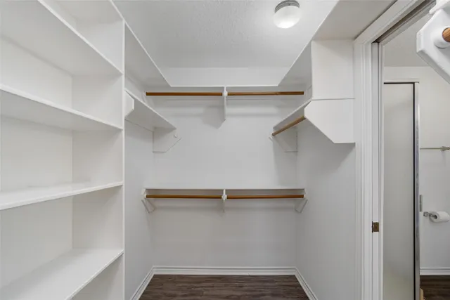 $400,000 | 547 Pompano Street, Bayou Vista, TX 77563