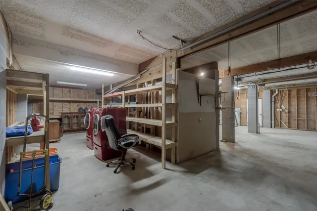 $400,000 | 547 Pompano Street, Bayou Vista, TX 77563