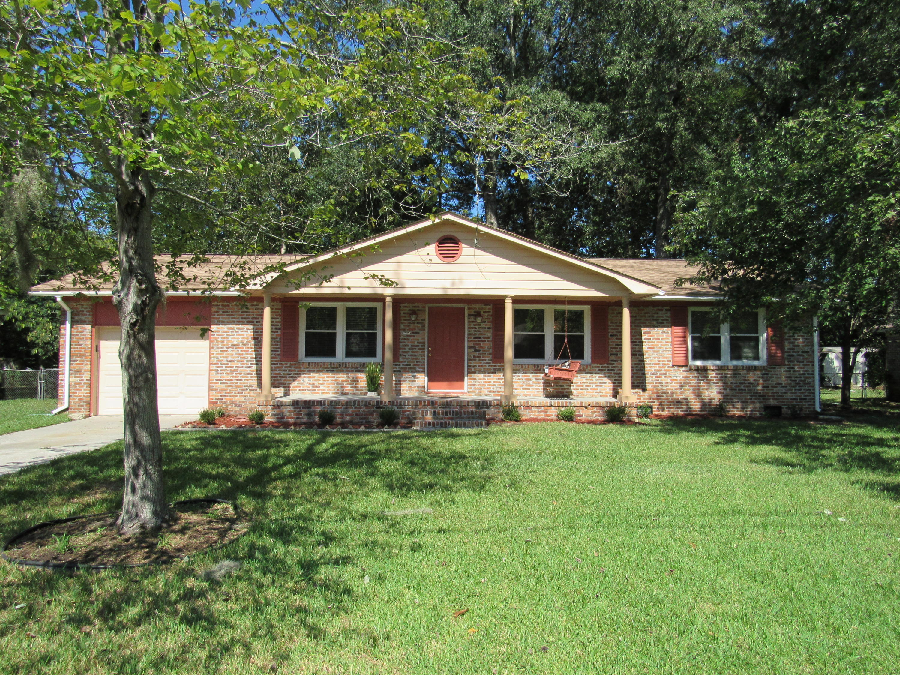 111 County Rd S-18-513 Ladson, SC 29456 - Photo 1 of 36 IMG_1477