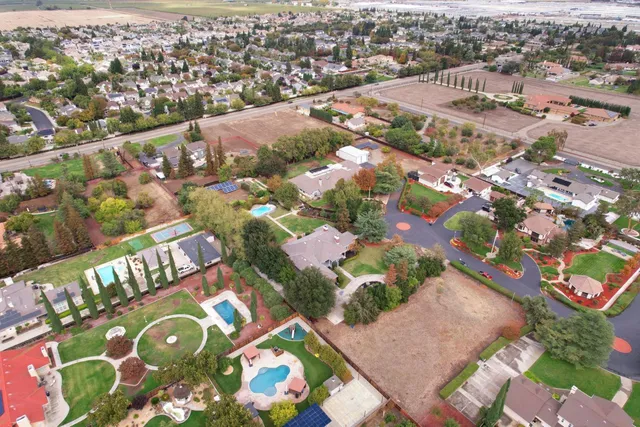 $1,899,900 | 8336 Park Place, Tracy, CA 95304