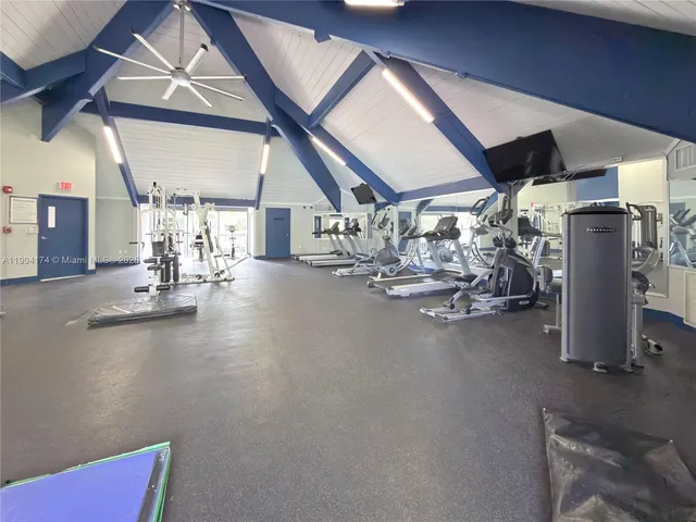 $1,800 | 1470 Northeast 123rd Street, Unit A303, North Miami, FL 33161