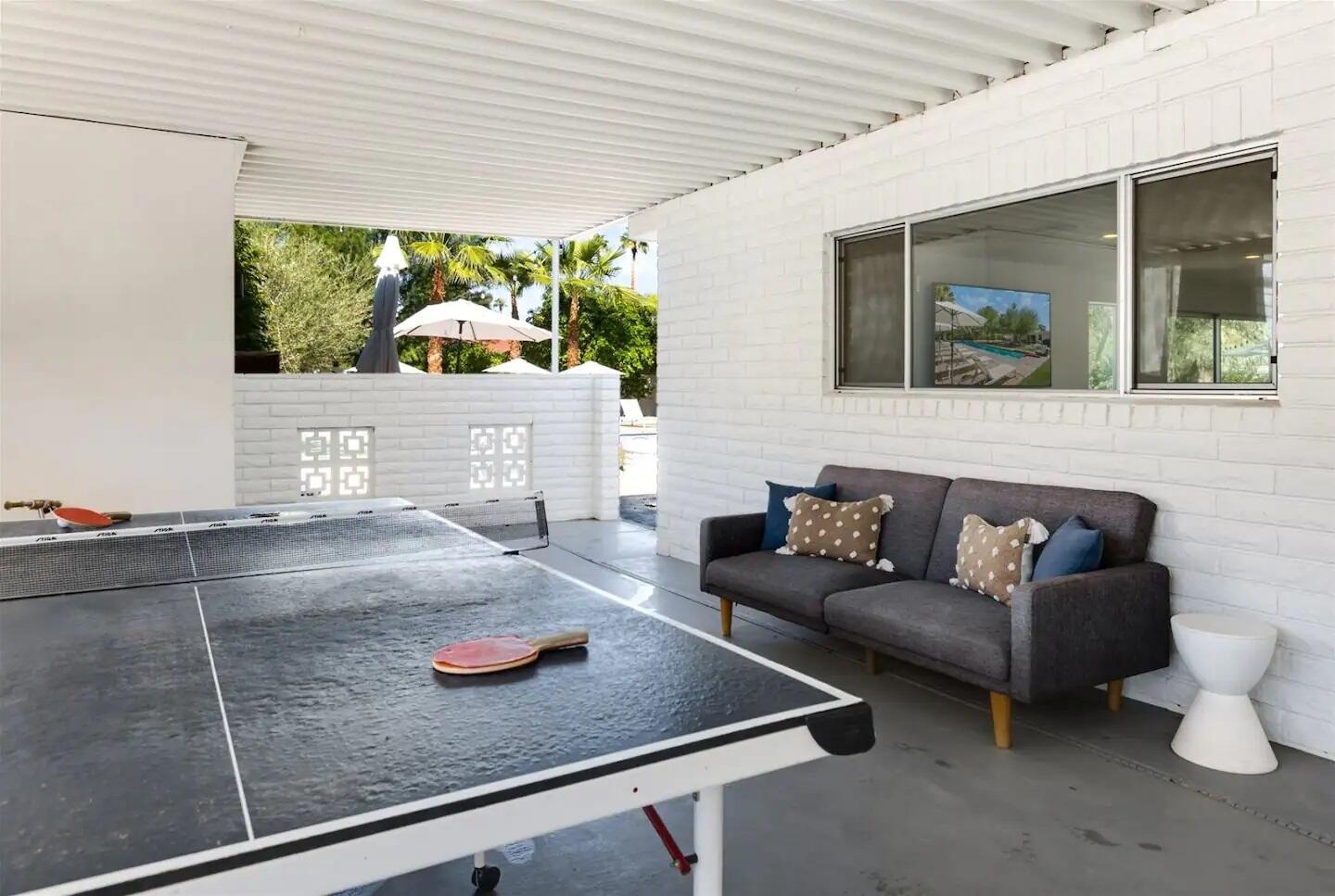 72382 Desert Drive Rancho Mirage, CA 92270 - Photo 43 of 45 a living room with furniture and a window