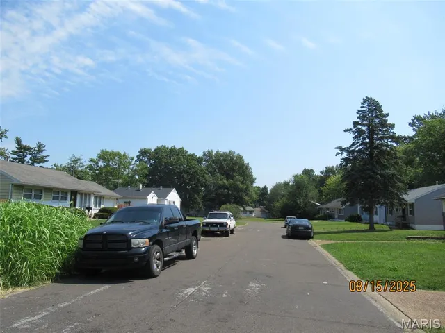 $69,500 | 224 Tay Road, St. Louis, MO 63137