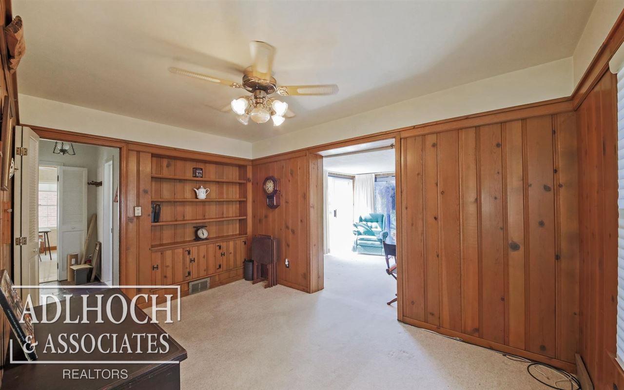1047 Devonshire Road Grosse Pointe Park, MI 48230 - Photo 12 of 33